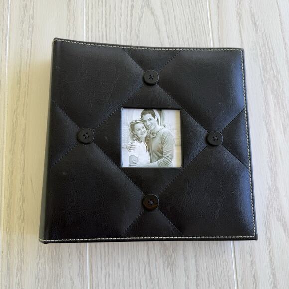 Best Occasions 200 Photo Album – Black Stitched Leatherette – 4"x6" – 50 Pages - Picture 1 of 8